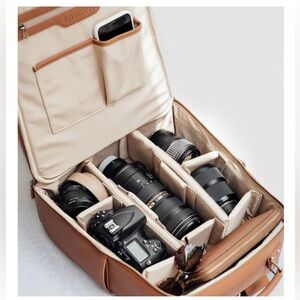 Kamrette Camera Bag with Adjustable Compartments